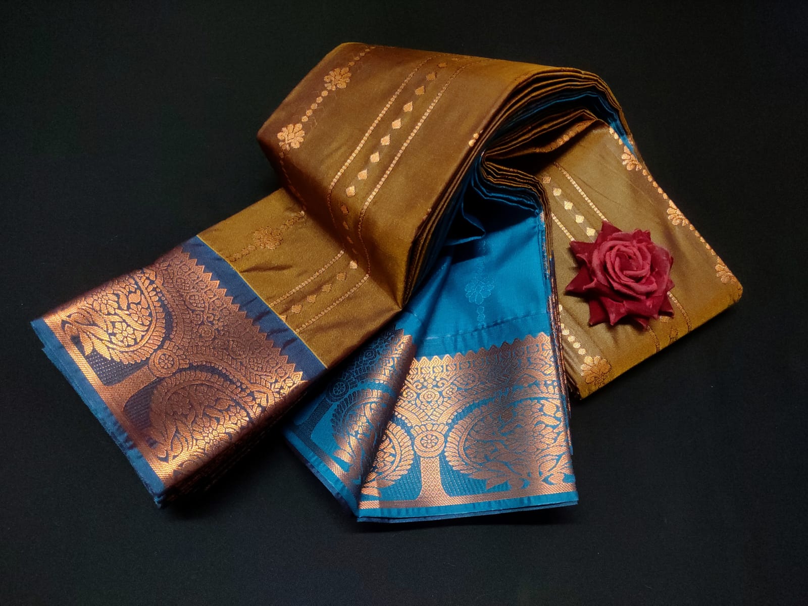 Soft Silk Saree with Rich Pallu